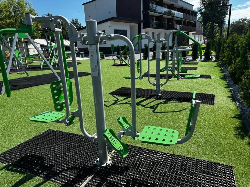 Wrzos Resort & Wellness **** Domki Caloroczne فينغييرسكا غوركا المظهر الخارجي الصورة